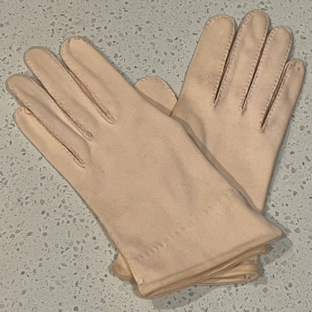 Authentic Vintage 1952 Christian Dior Shalimar Gloves | Pale Pink Leather with B